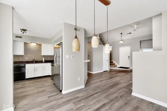 $2,000 | 10769 Park Vista Court, Fishers, IN 46037