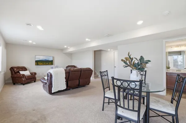 $634,900 | 9834 Glacial Valley Alcove, Woodbury, MN 55129