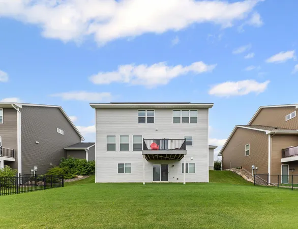 $634,900 | 9834 Glacial Valley Alcove, Woodbury, MN 55129