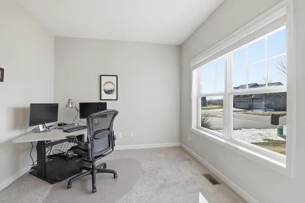 $634,900 | 9834 Glacial Valley Alcove, Woodbury, MN 55129