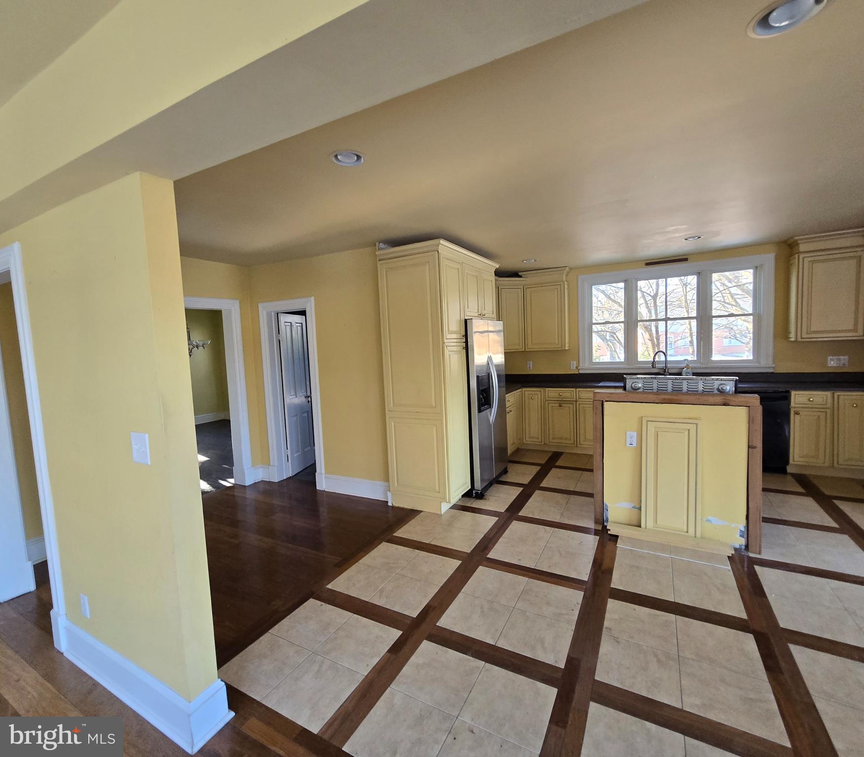 101 Chapel Road Easton, MD 21601 - Photo 30 of 35 a living room with furniture