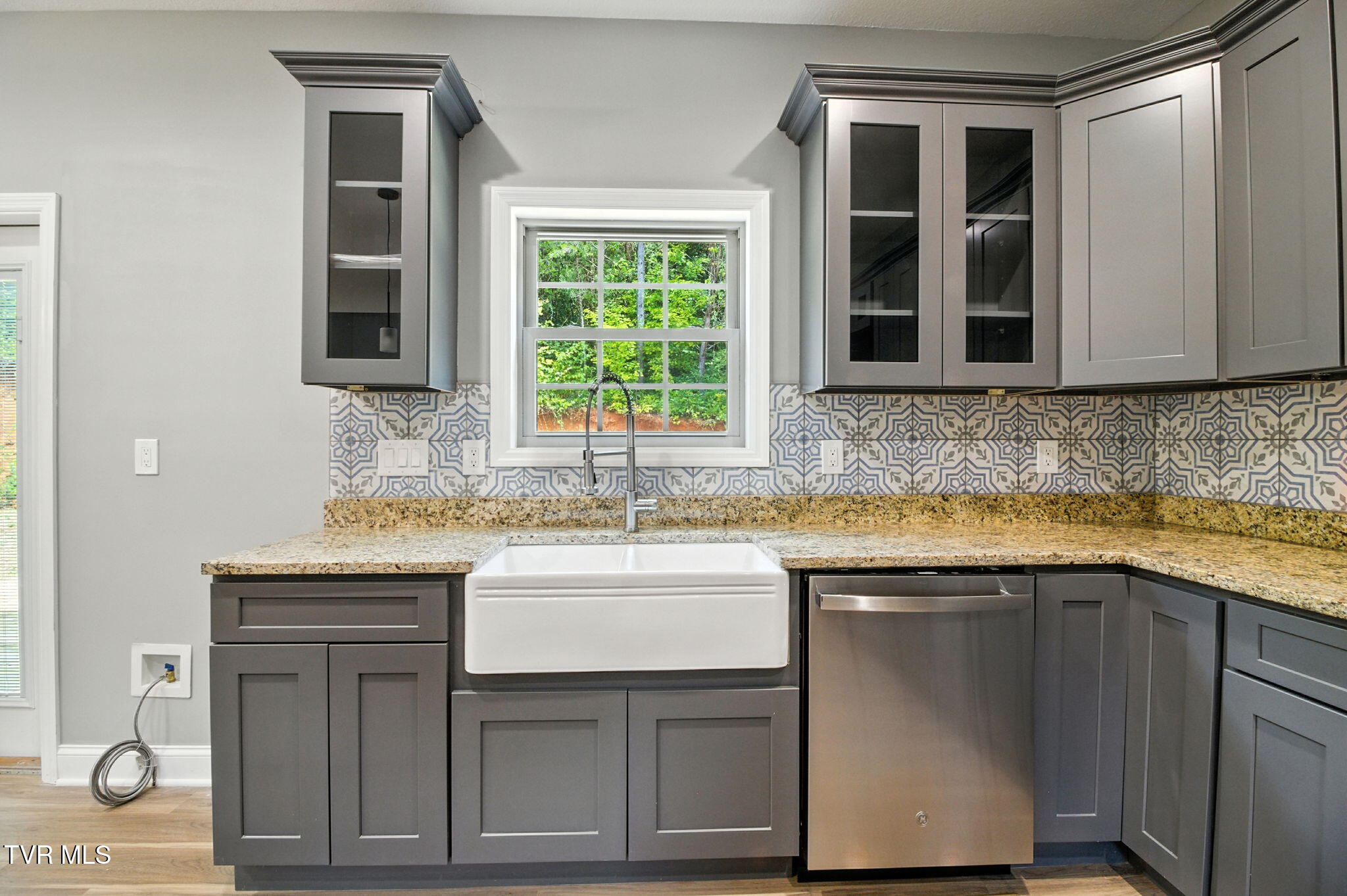 2720 Hodges Ferry Road Kodak, TN 37764 - Photo 6 of 46 25-web-or-mls-DZ3A1450