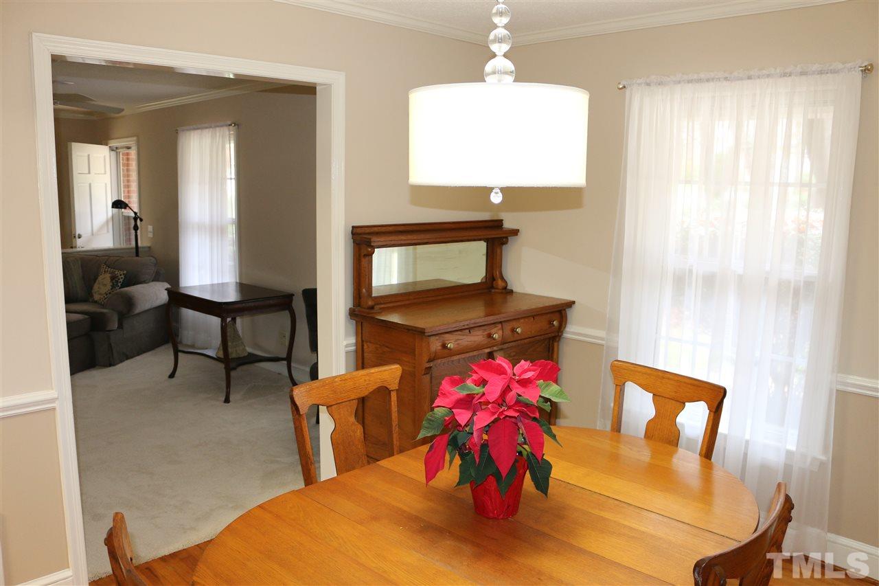 425 Oakridge Road Cary, NC 27511 - Photo 11 of 25 Gallery Image 11