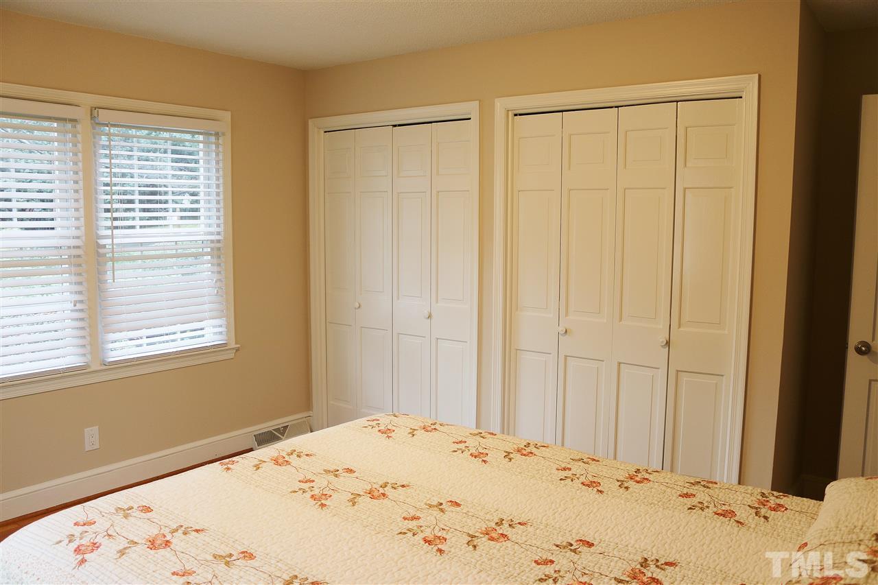 425 Oakridge Road Cary, NC 27511 - Photo 19 of 25 Gallery Image 19
