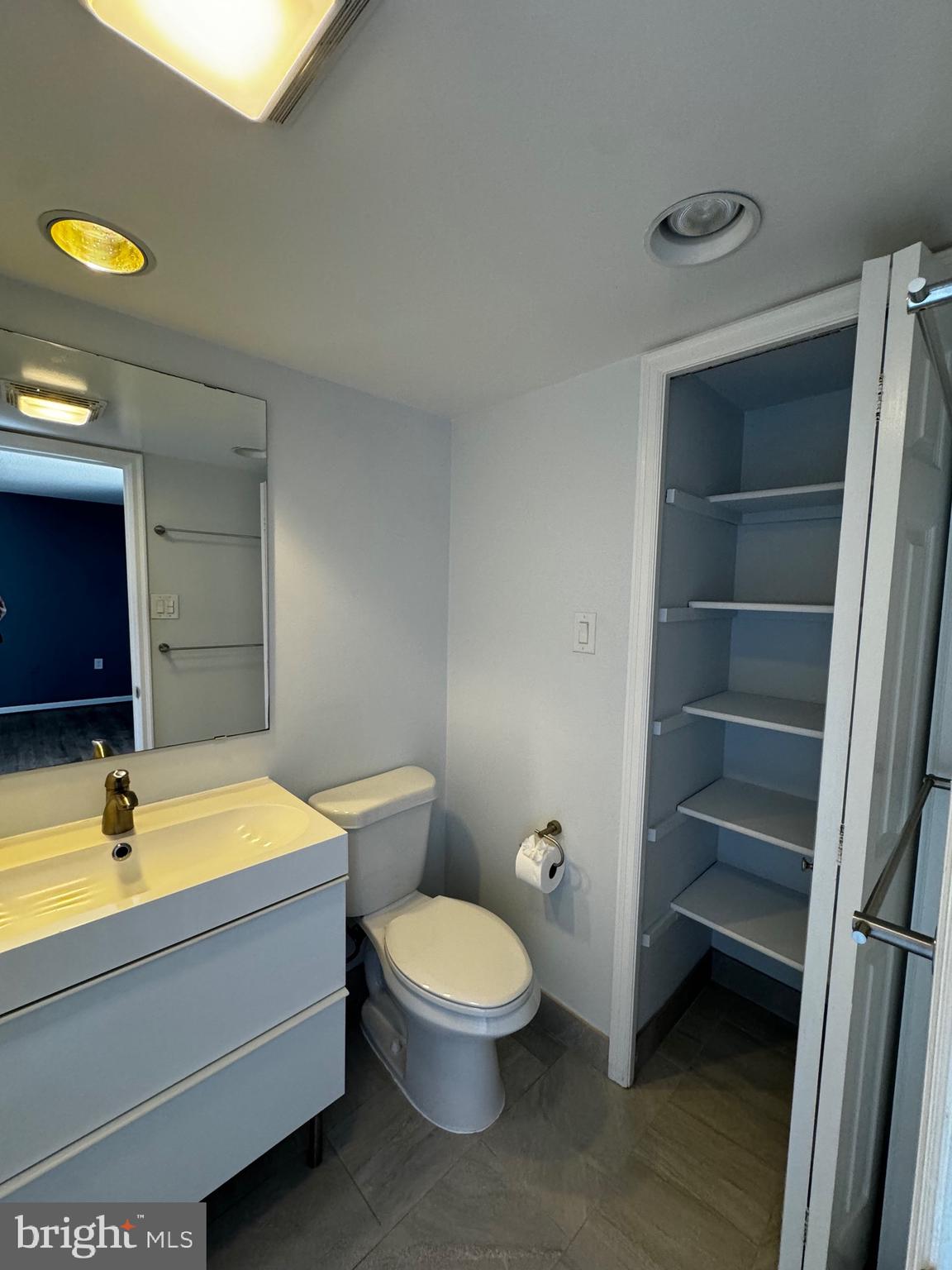 1301 North Courthouse Road, Unit 1201 Arlington, VA 22201 - Photo 12 of 27
