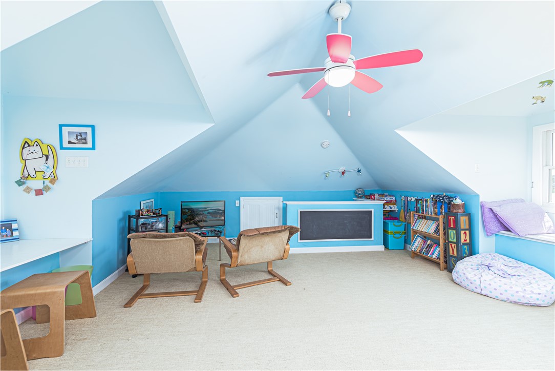39 Franks Neck Road Narragansett, RI 02882 - Photo 12 of 19