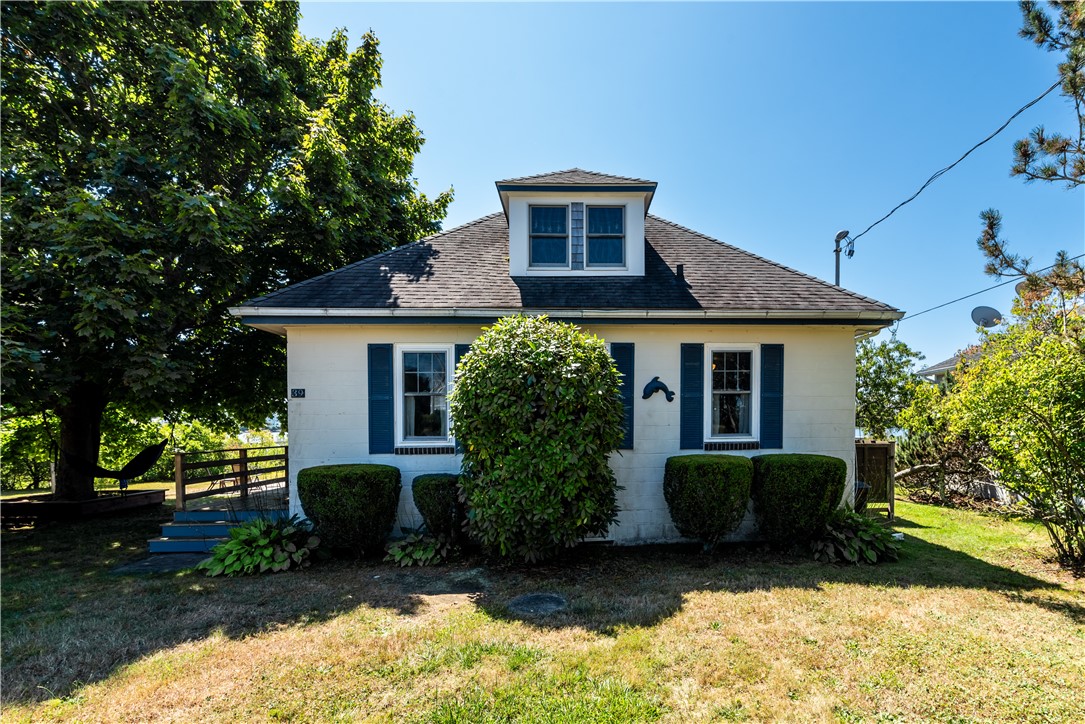 39 Franks Neck Road Narragansett, RI 02882 - Photo 15 of 19