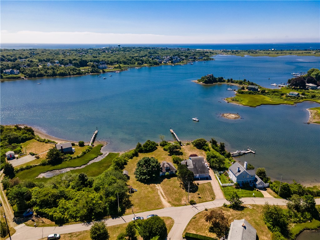39 Franks Neck Road Narragansett, RI 02882 - Photo 2 of 19