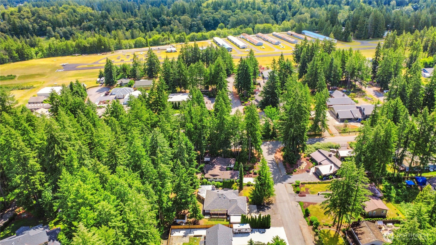17532 Southeast 292nd Place Kent, WA 98042 - Photo 34 of 36