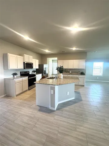 $2,400 | 5561 Rollins Drive, Krum, TX 76249