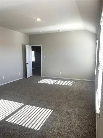 $2,400 | 5561 Rollins Drive, Krum, TX 76249