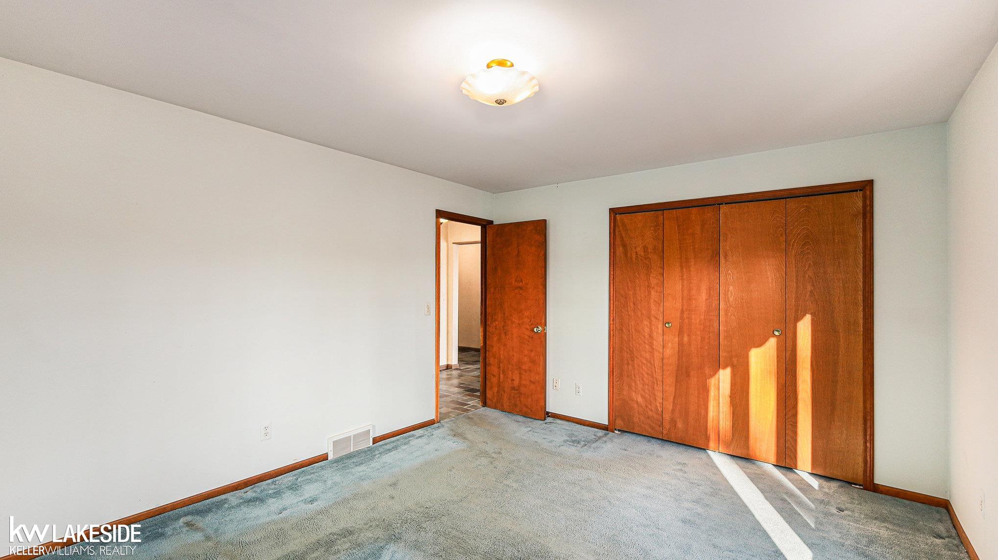 5200 Raap Road Romeo, MI 48065 - Photo 19 of 43 50129859-923eb79e-f272-4644-9f2e-508aea7c79e2.JPG