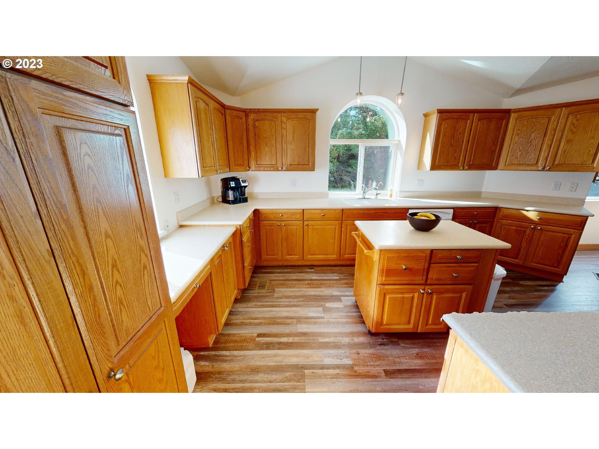 31804 Rumley Hill Road Gold Beach, OR 97444 - Photo 13 of 48 Kitchen