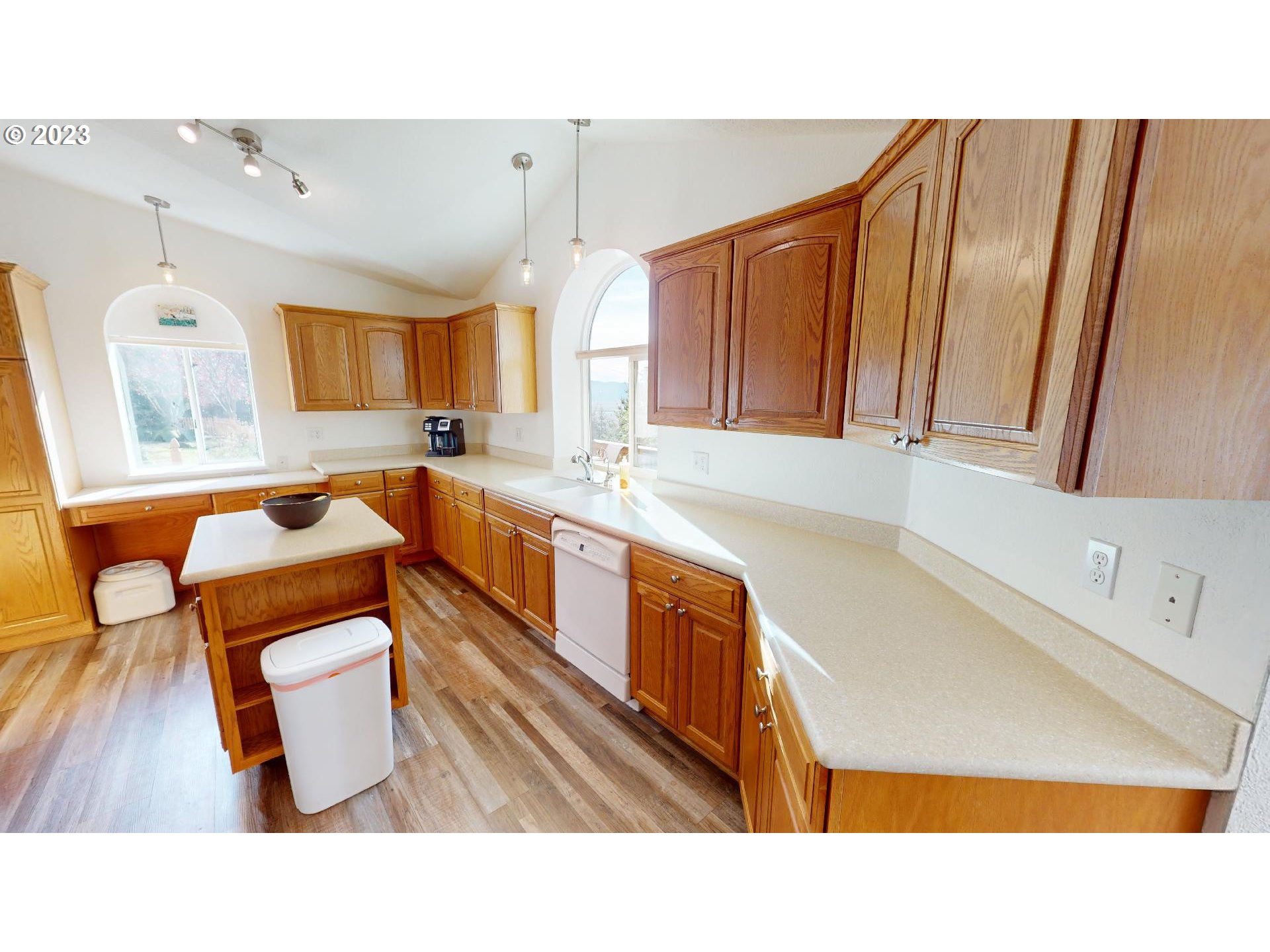 31804 Rumley Hill Road Gold Beach, OR 97444 - Photo 14 of 48 Kitchen