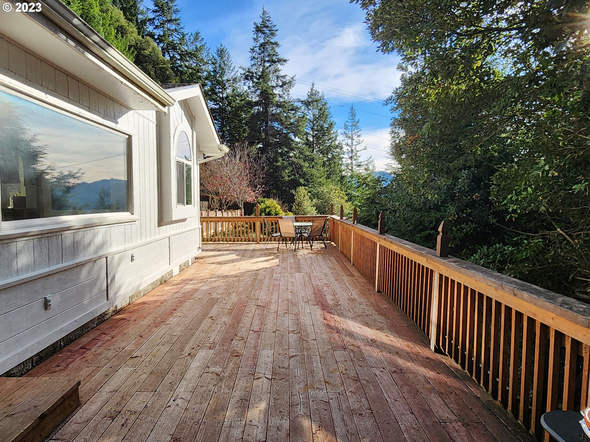 31804 Rumley Hill Road Gold Beach, OR 97444 - Photo 21 of 48 Deck