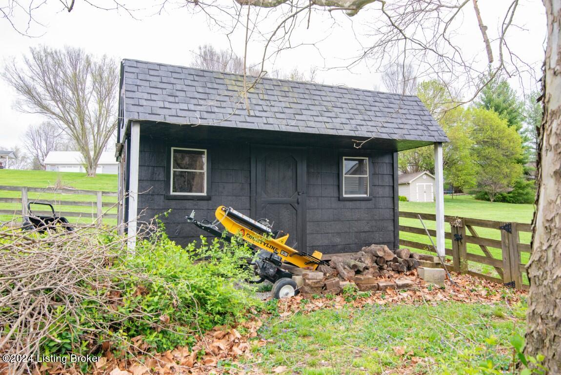 208 Brooks Station Lane Brooks, KY 40109 - Photo 52 of 62 208 Brooks Station Ln-81