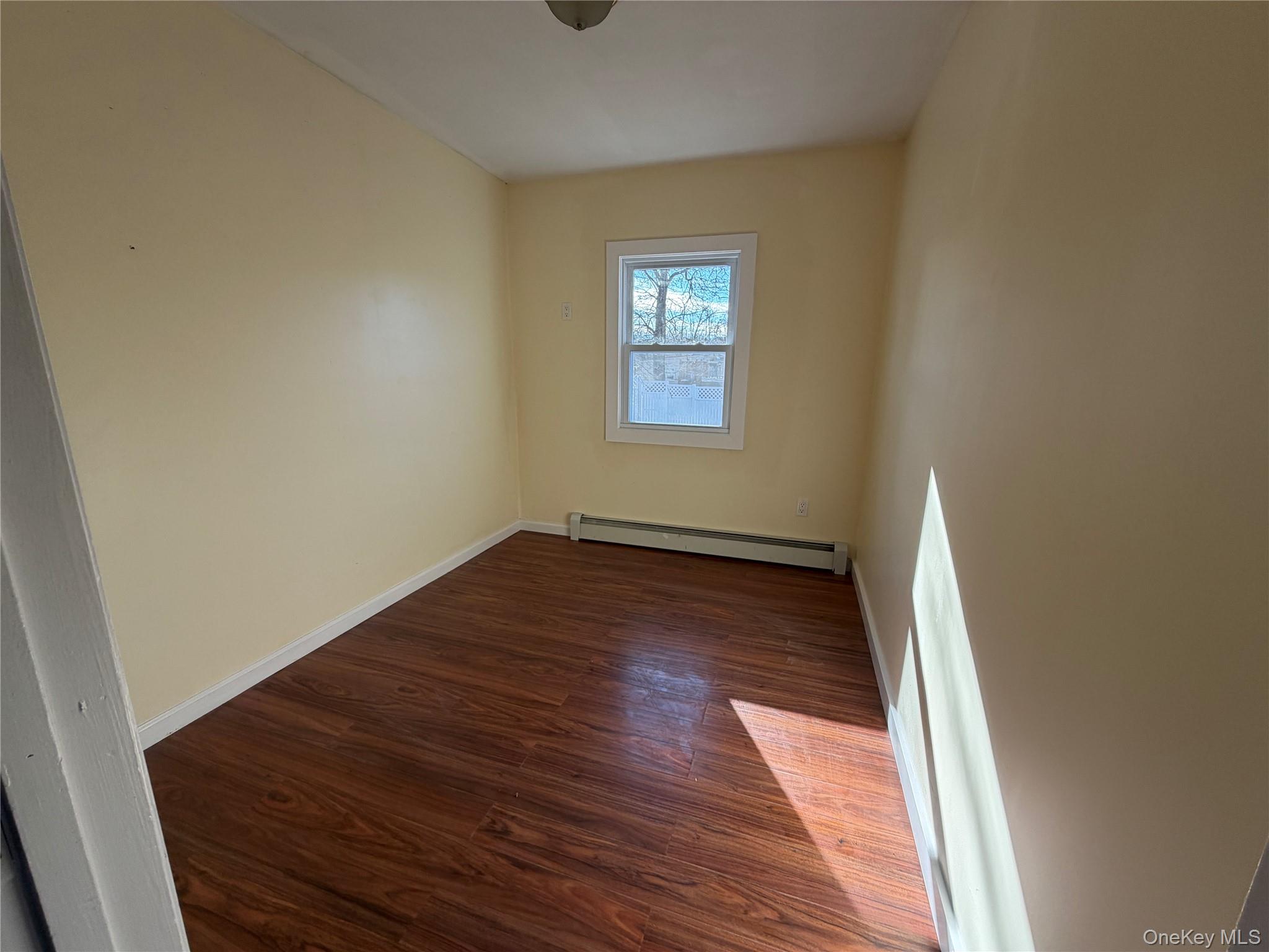14 Brookside Road Monroe, NY 10950 - Photo 16 of 20 Small room off Primary