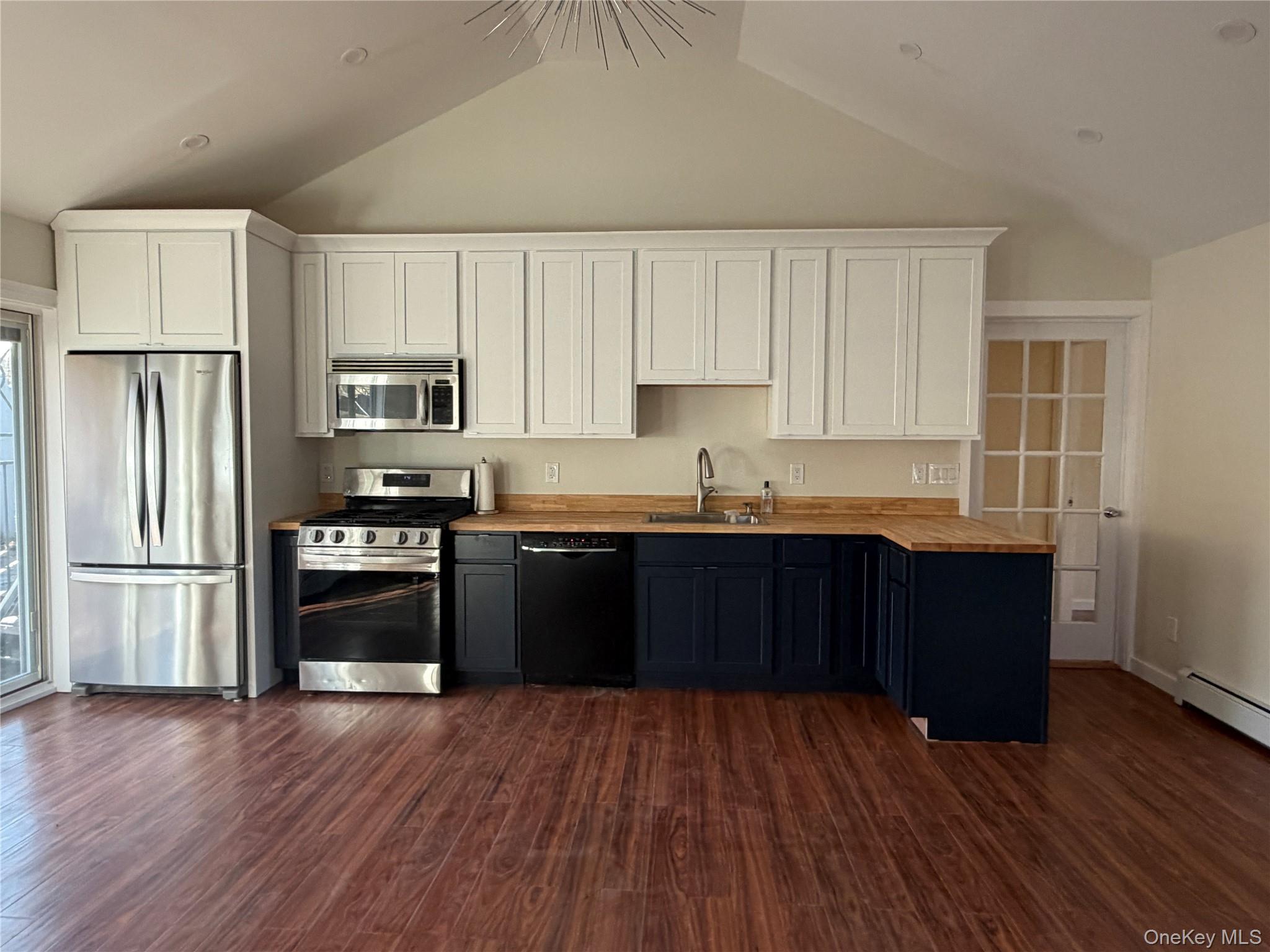 14 Brookside Road Monroe, NY 10950 - Photo 7 of 20 Kitchen