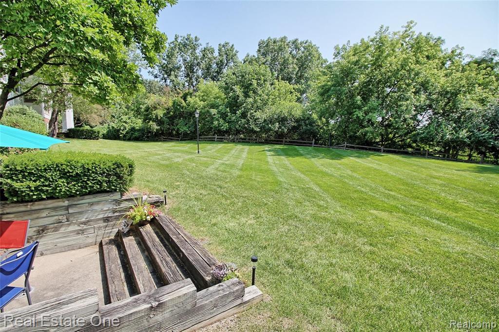 424 Baldwin Avenue Rochester, MI 48307 - Photo 18 of 22