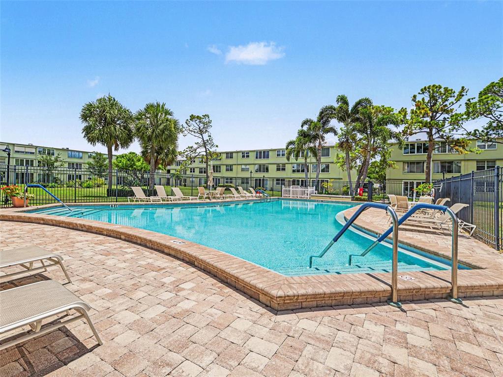 4890 Bay Street Northeast, Unit 324 St. Petersburg, FL 33703 - Photo 26 of 33