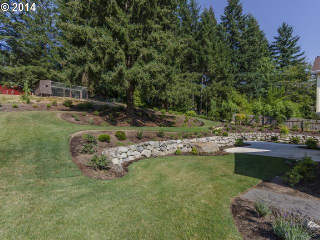 16747 South Hattan Road Oregon City, OR 97045 - Photo 12 of 16 Gallery Image 12