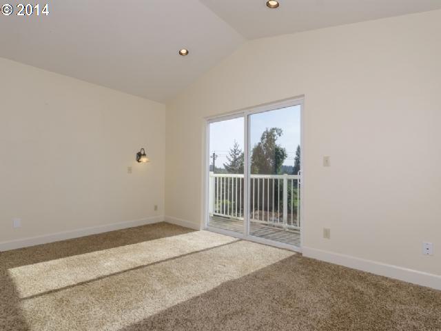 16747 South Hattan Road Oregon City, OR 97045 - Photo 10 of 16 Gallery Image 10