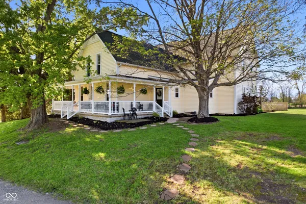 $695,000 | 8025 North County Road 500 East, Mooreland, IN 47360