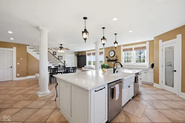 $695,000 | 8025 North County Road 500 East, Mooreland, IN 47360