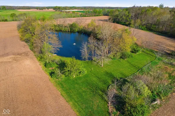 $695,000 | 8025 North County Road 500 East, Mooreland, IN 47360