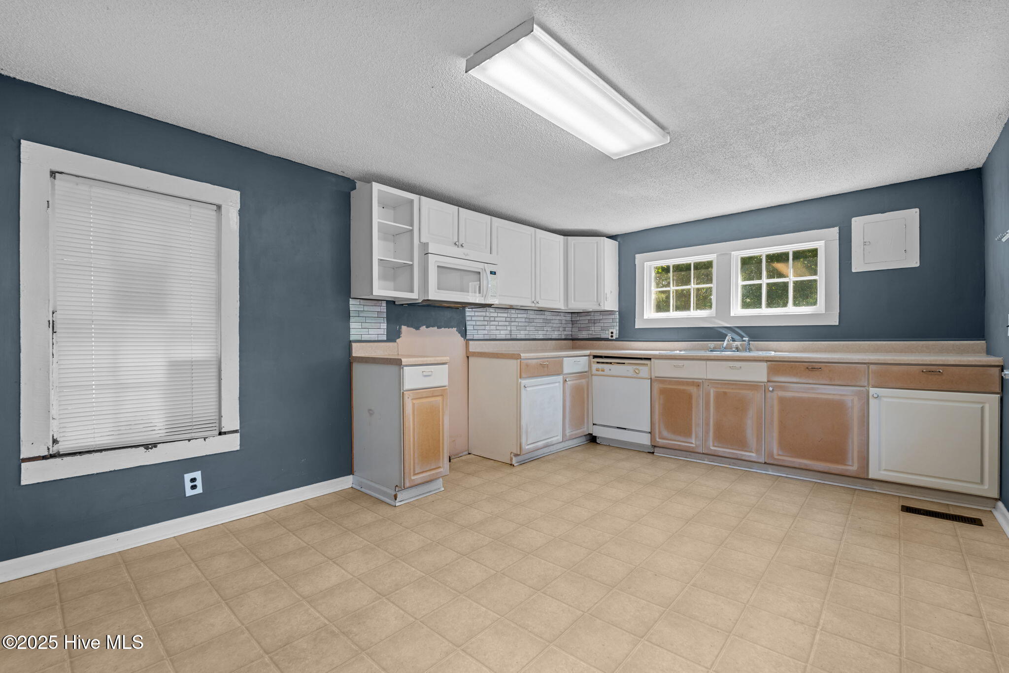 3458 Mitchell Ford Road Clarkton, NC 28433 - Photo 18 of 30 26-web-or-mls-DSC00767