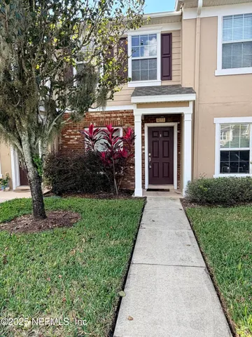 $219,000 | 8133 Summerside Circle, Jacksonville, FL 32256