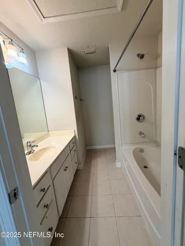 $219,000 | 8133 Summerside Circle, Jacksonville, FL 32256