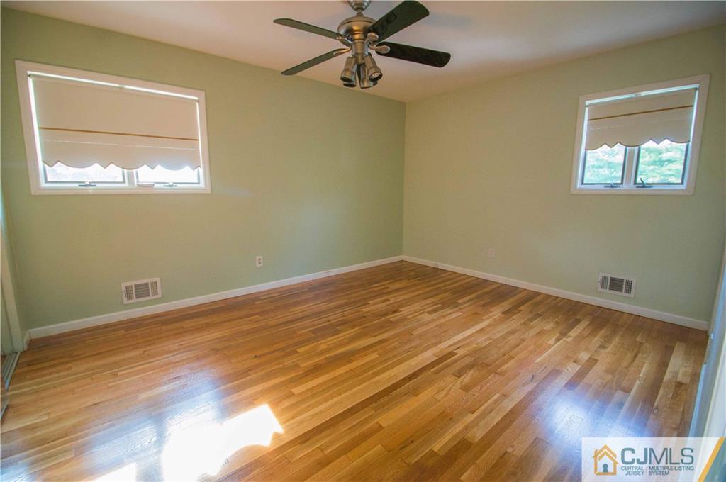 72 Rieder Road Edison, NJ 08817 - Photo 8 of 20 Gallery Image 8
