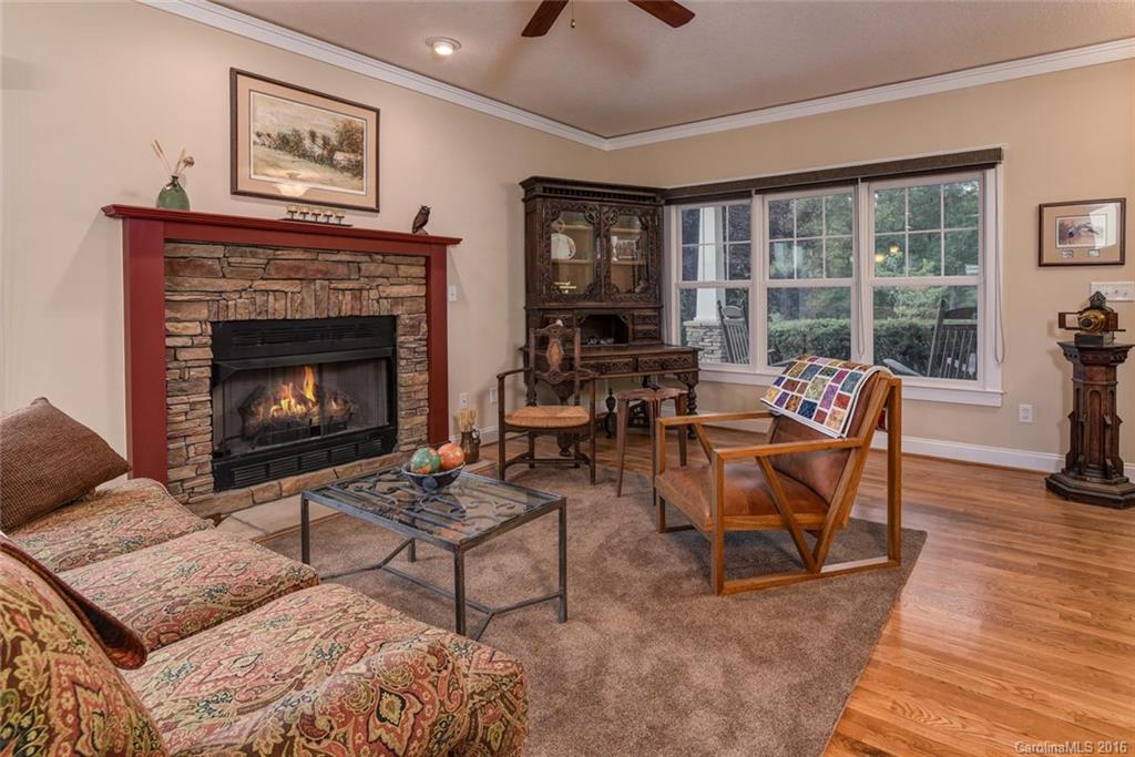156 Pickens Road Weaverville, NC 28787 - Photo 5 of 24 Gallery Image 5