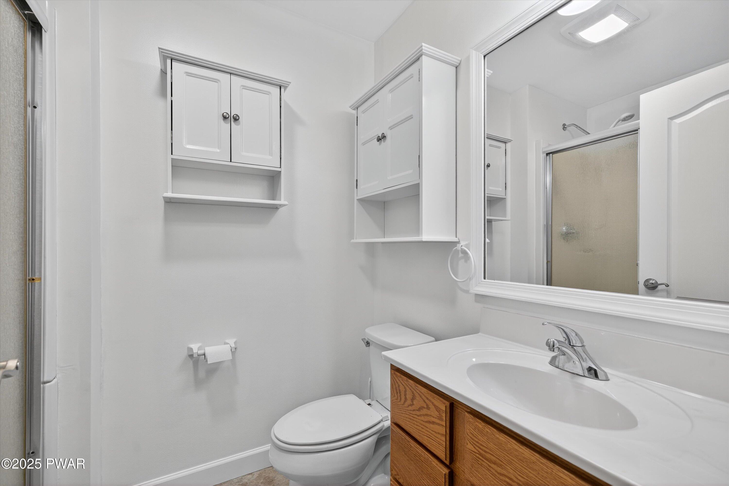 113 Pine Tree Road Shohola, PA 18458 - Photo 17 of 36 Primary Bathroom