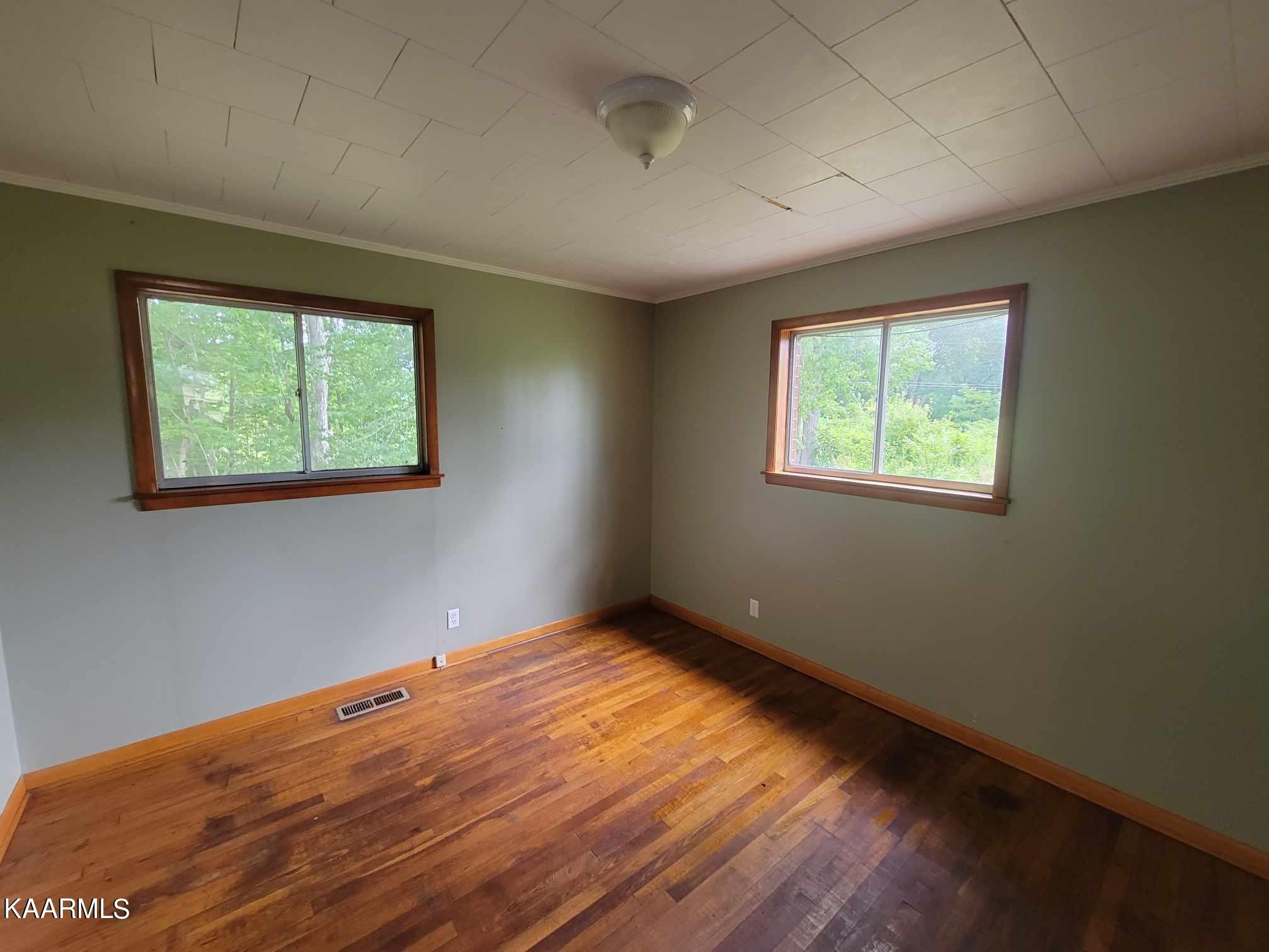 2011 Big Ridge Road Oneida, TN 37841 - Photo 8 of 14