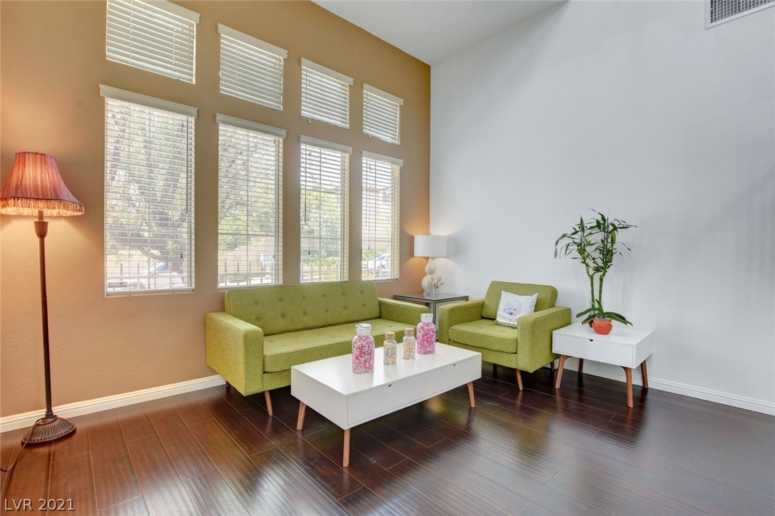 556 Delta Rio Street Las Vegas, NV 89138 - Photo 4 of 47 Gallery Image 4