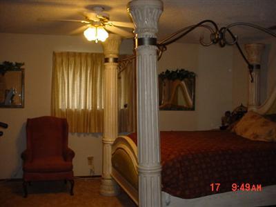 1126 North Klein Avenue Reedley, CA 93654 - Photo 14 of 25 Gallery Image 14
