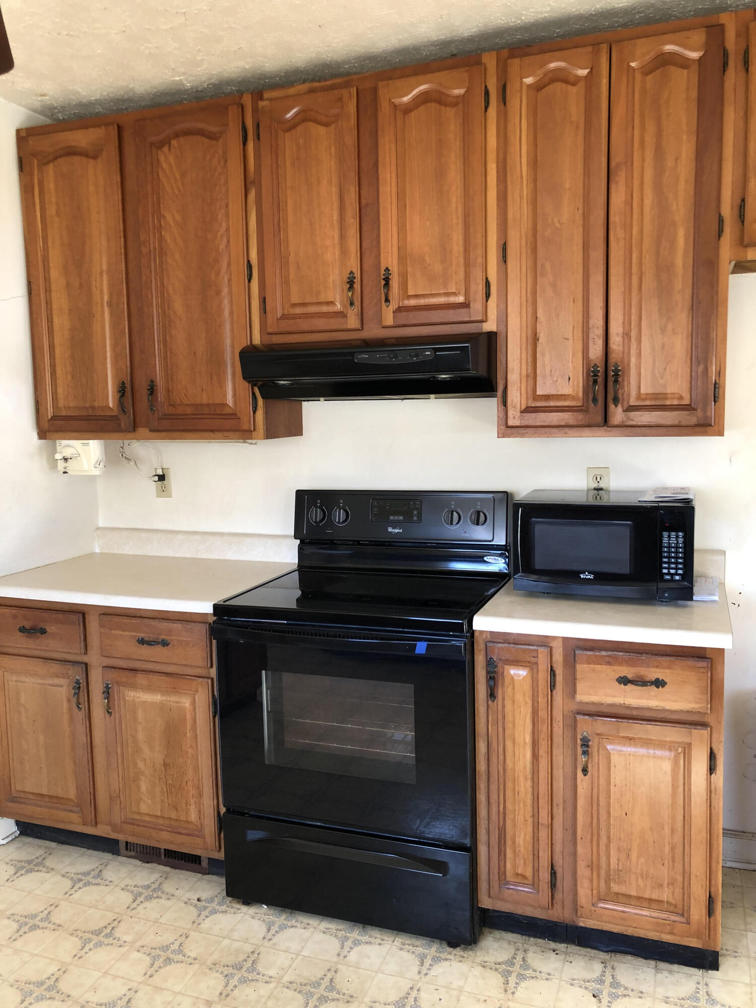 1765 Highway 93 Fall Branch, TN 37656 - Photo 19 of 60 Kitchen