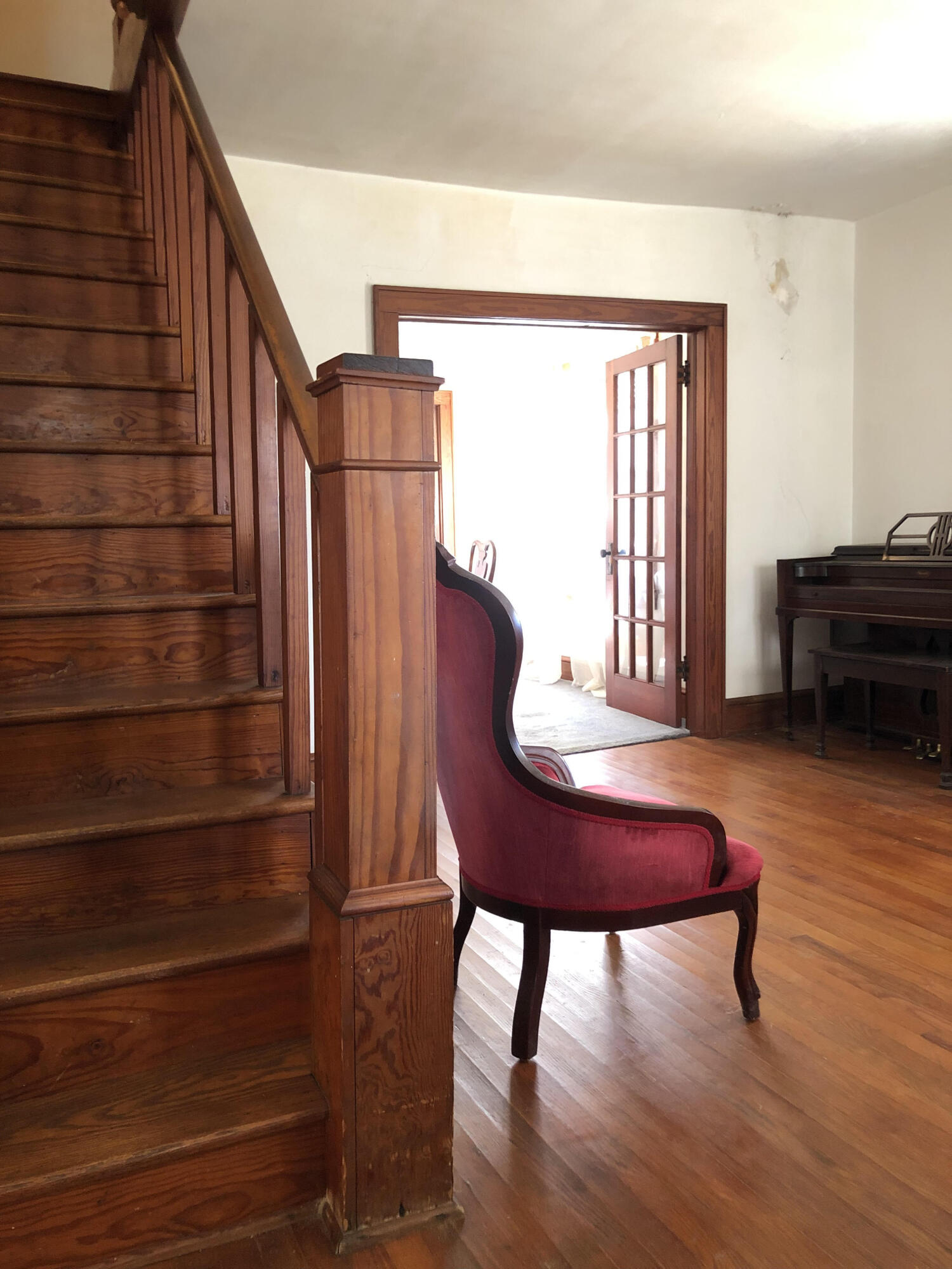 1765 Highway 93 Fall Branch, TN 37656 - Photo 25 of 60 Stairs