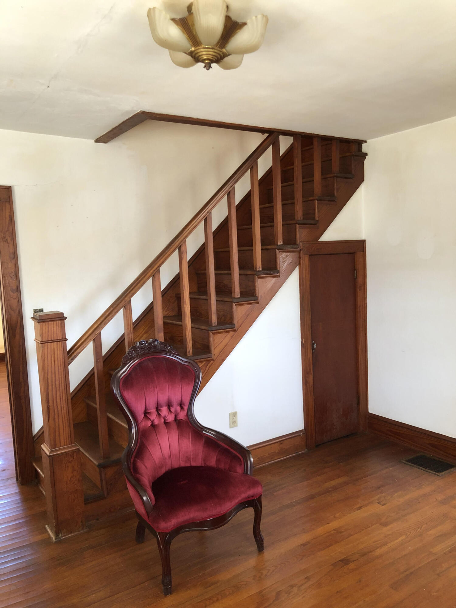 1765 Highway 93 Fall Branch, TN 37656 - Photo 26 of 60 Stai