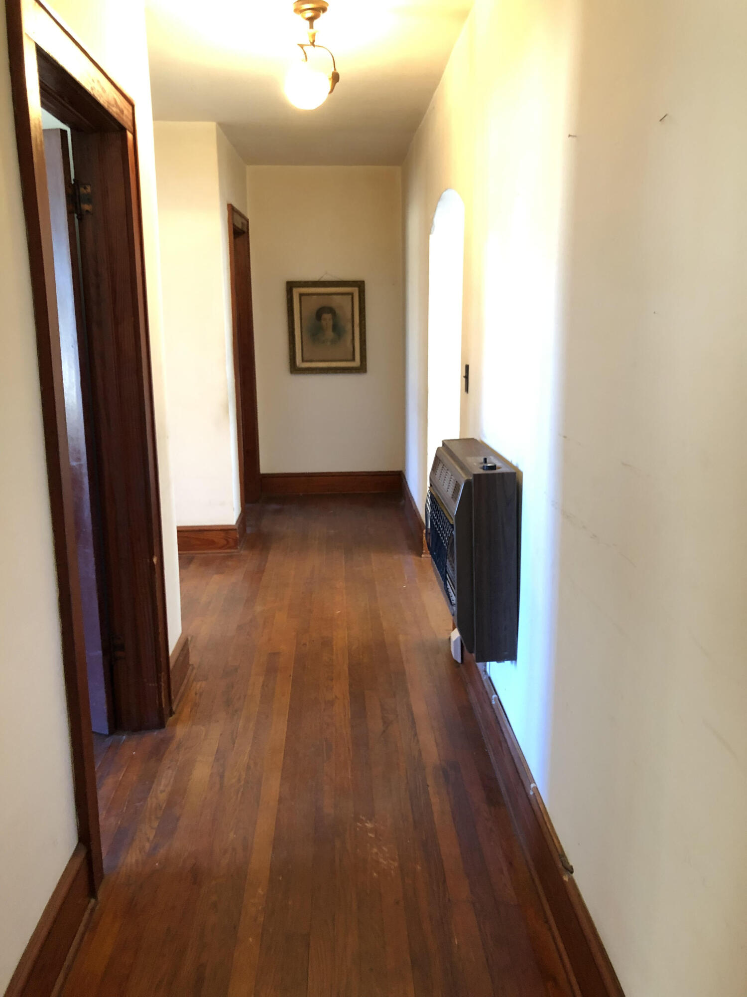 1765 Highway 93 Fall Branch, TN 37656 - Photo 28 of 60 Hallway