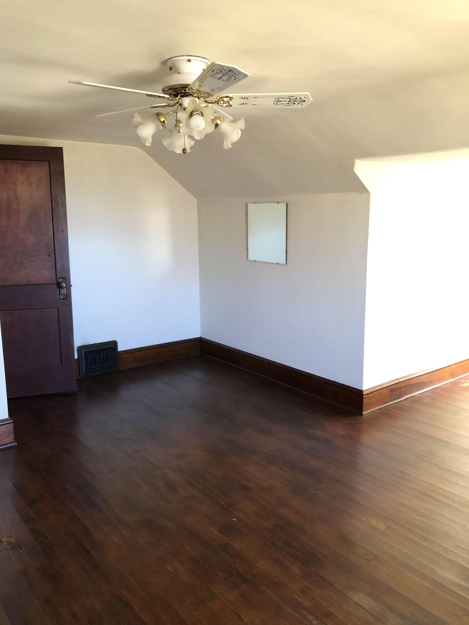 1765 Highway 93 Fall Branch, TN 37656 - Photo 41 of 60 Bedroom