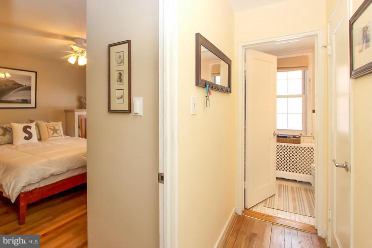 8329 Grubb Road, Unit G101 Silver Spring, MD 20910 - Photo 11 of 17 Interior (General)