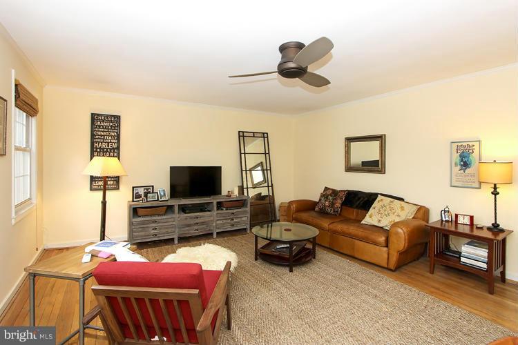 8329 Grubb Road, Unit G101 Silver Spring, MD 20910 - Photo 9 of 17 Interior (General)