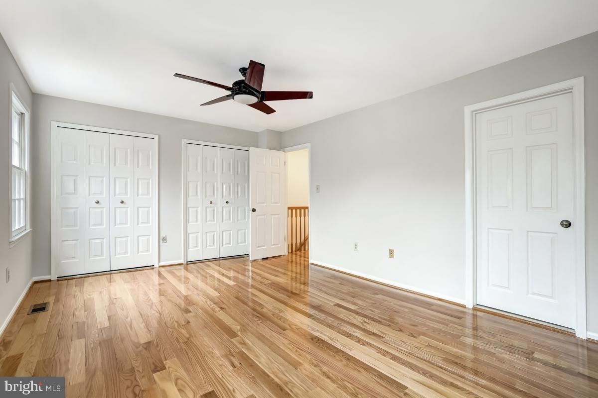 2167 Greenkeepers Court Reston, VA 20191 - Photo 33 of 51 Primary Bedroom