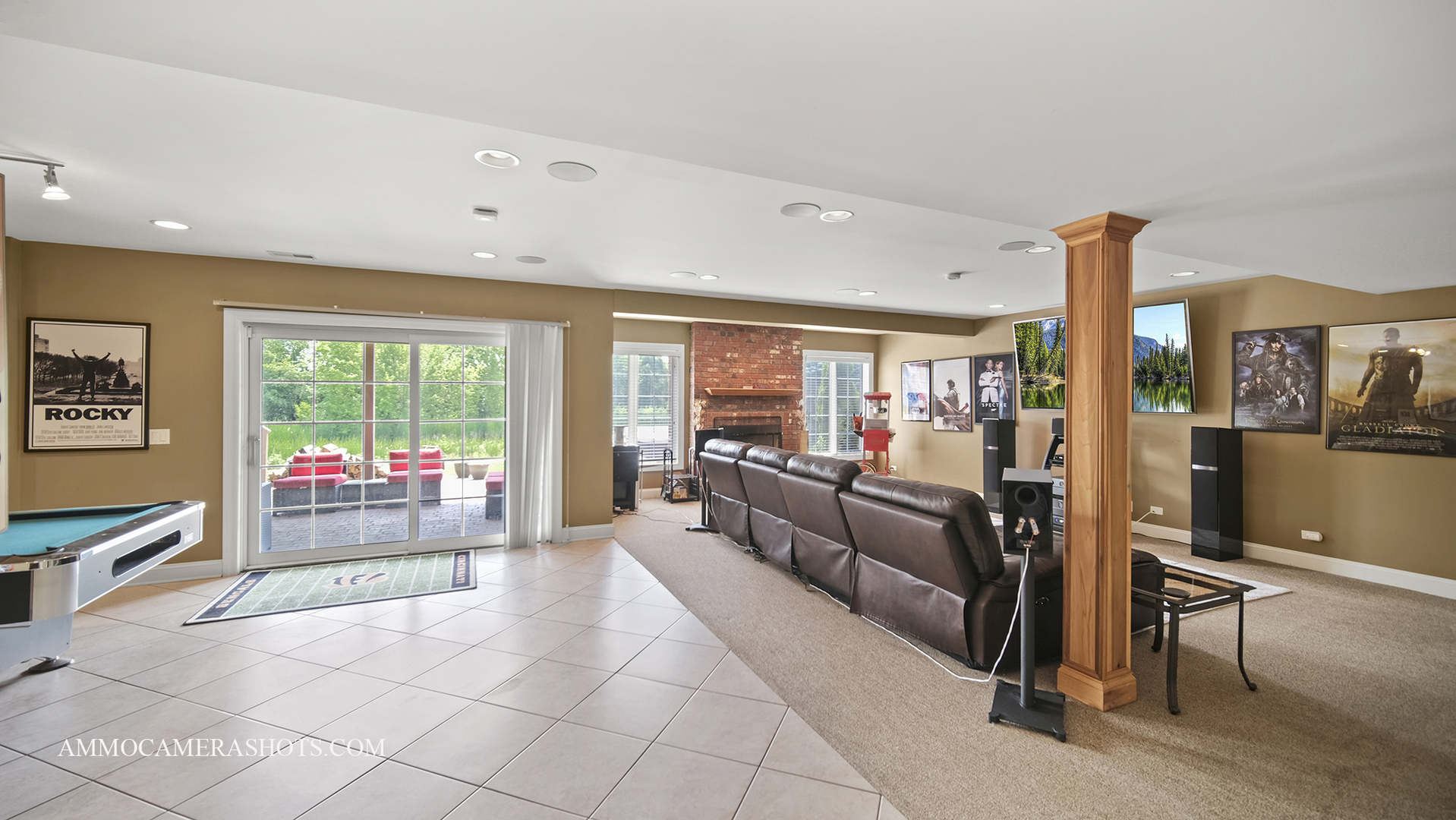 39W555 Walt Whitman Road St. Charles, IL 60175 - Photo 40 of 52 a living room with furniture and a large window