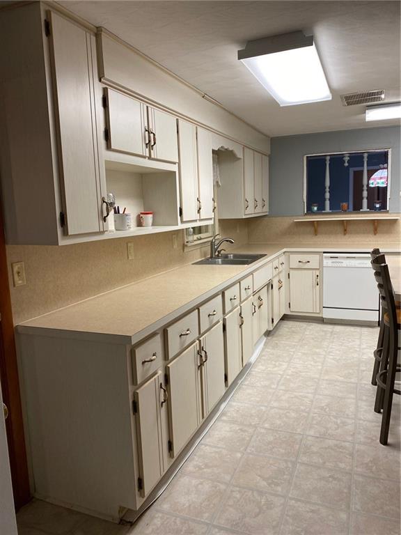 902 North Nursery Road Anderson, IN 46012 - Photo 19 of 37