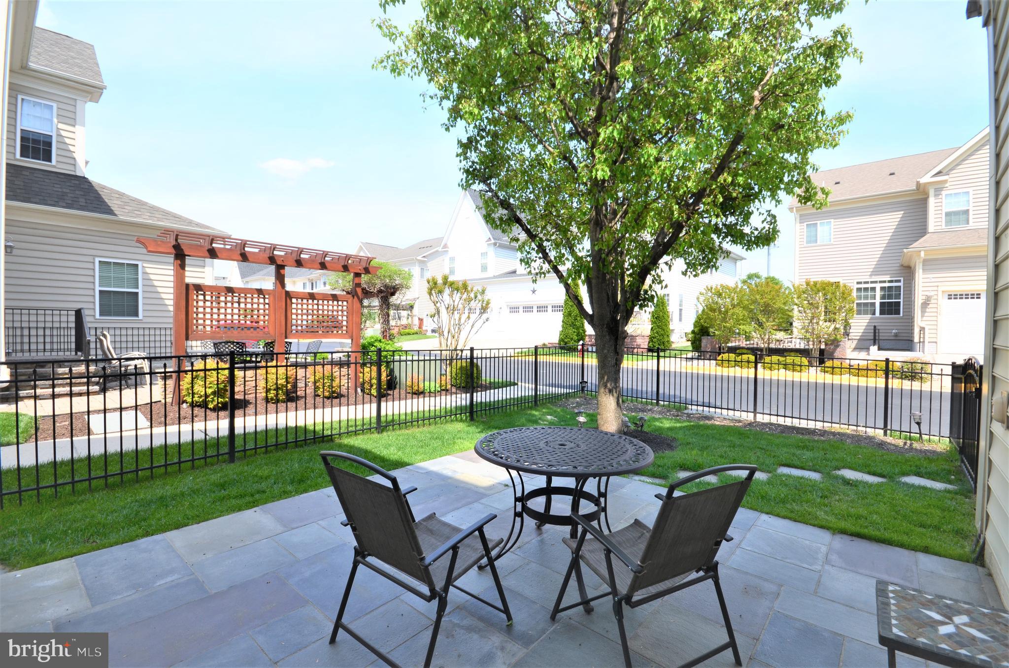 6324 Still Spring Place Alexandria, VA 22315 - Photo 2 of 4