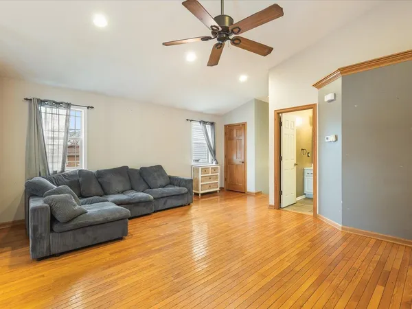 $185,000 | 207 Coronado Boulevard, Loves Park, IL 61111